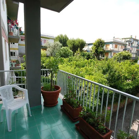 Locazione Turistica Riviera Massa *